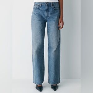Aritzia The Farrah Hi-rise Wide Jean size 26 color: 5 Yrs Kiss N Tell Blue